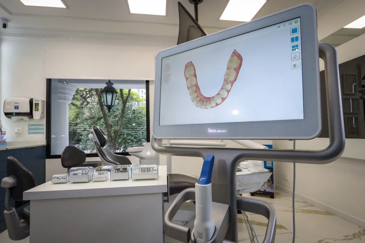 Dental Treatment in Brazil: How to Compare Clinics and Treatment Plans